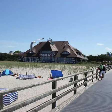 With 1 Bedroom Vakantiehuis Zingst